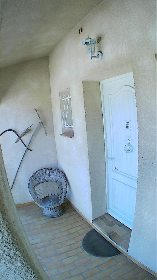 Gite Des Arenes Candillargues Bagian luar foto